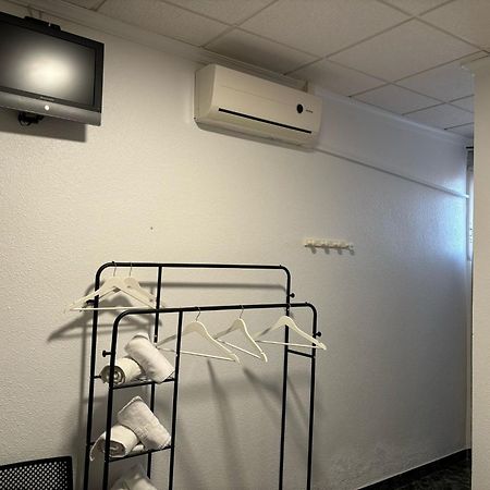 Hostal Restaurante La Noria Arquillos 外观 照片