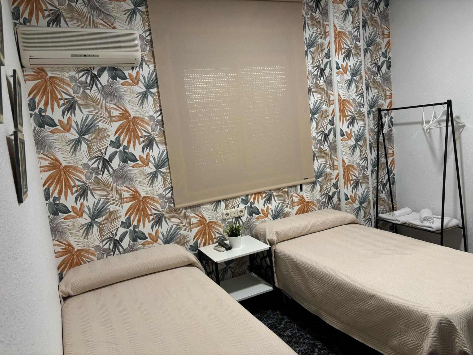 Hostal Restaurante La Noria Arquillos 外观 照片