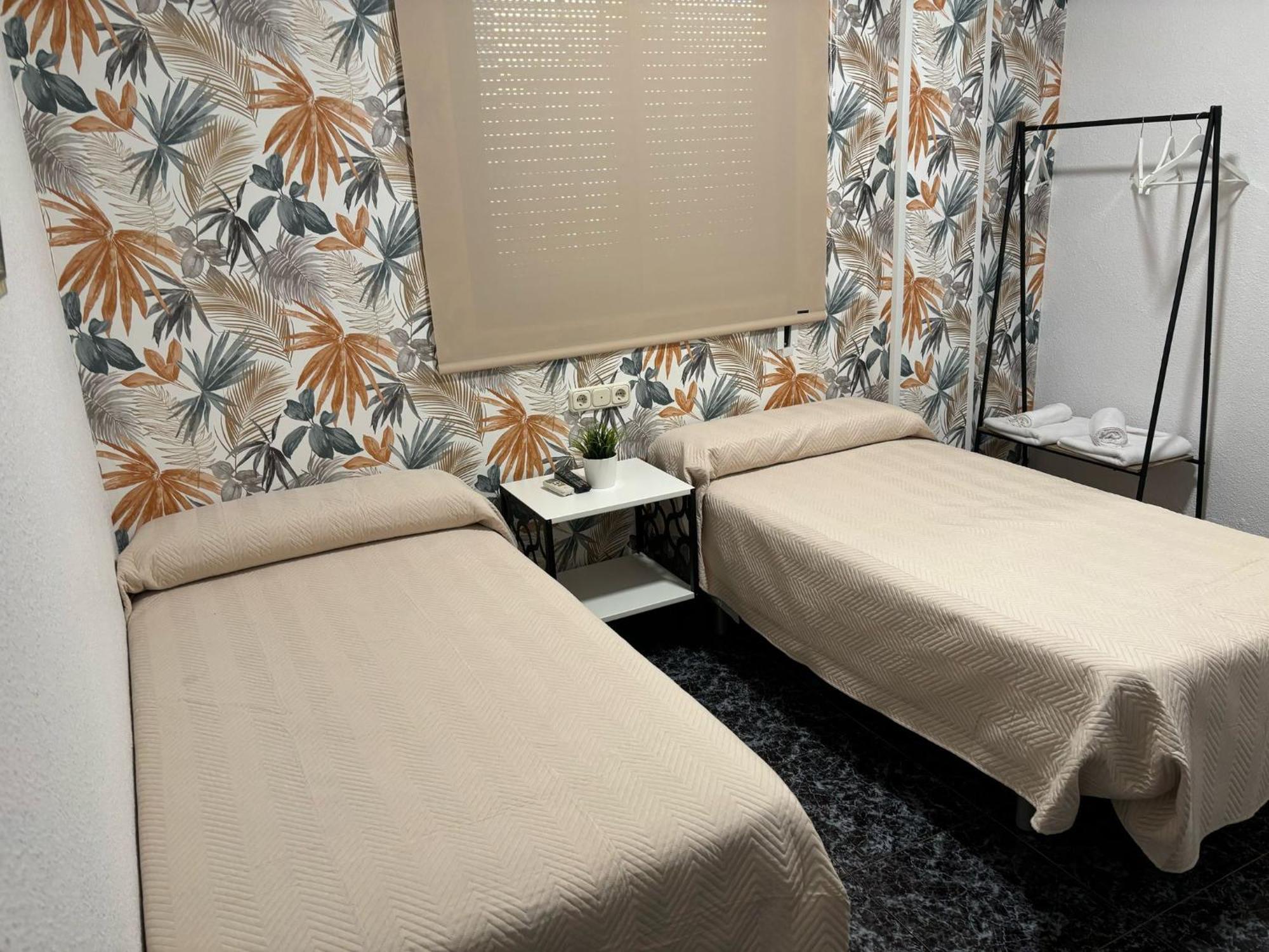 Hostal Restaurante La Noria Arquillos 外观 照片